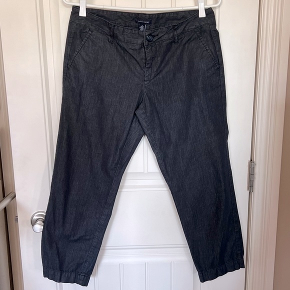 🍓 2 for $13 Tommy Hilfiger Capri Pants Size 6 - Picture 3 of 4